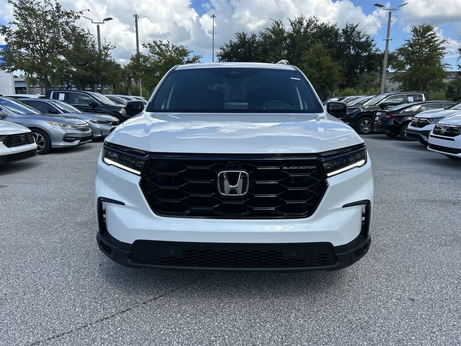 Thumbnail: 2025 Honda Pilot - 9