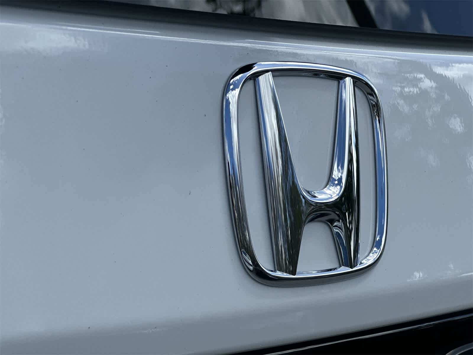Thumbnail: 2026 Honda Pilot - 10