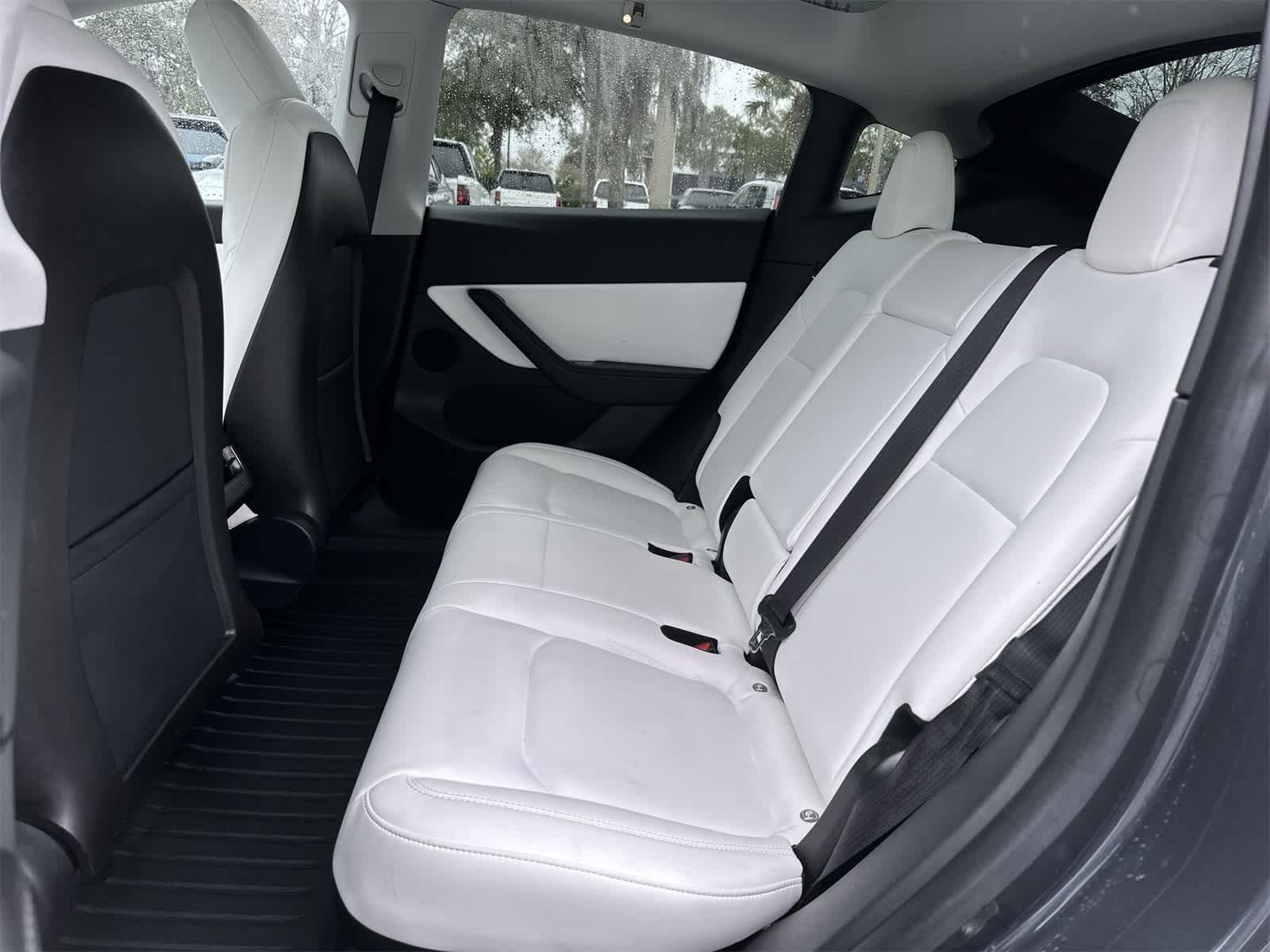 Thumbnail: 2020 Tesla Model Y - 15