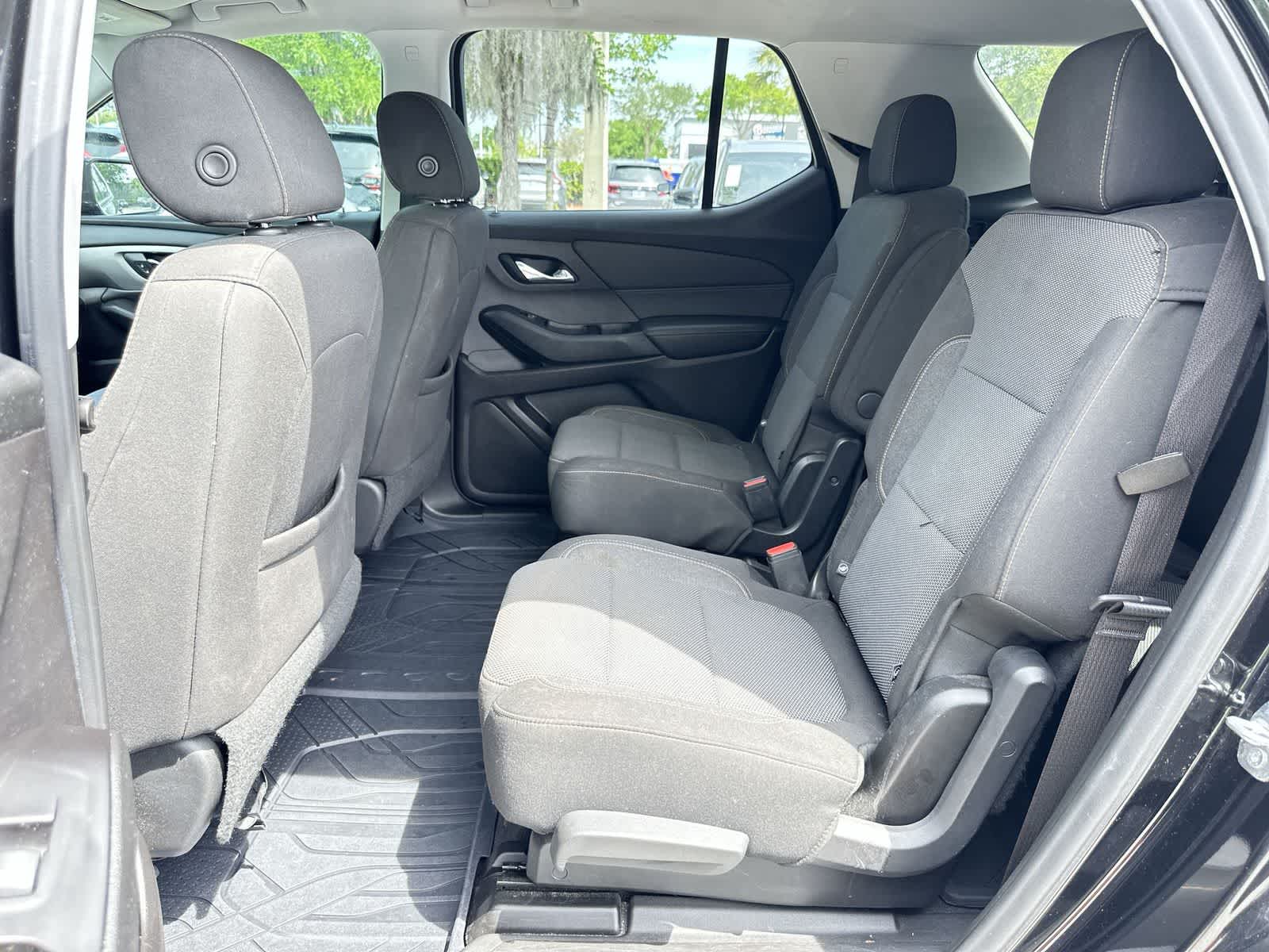 Thumbnail: 2019 Chevrolet Traverse - 15