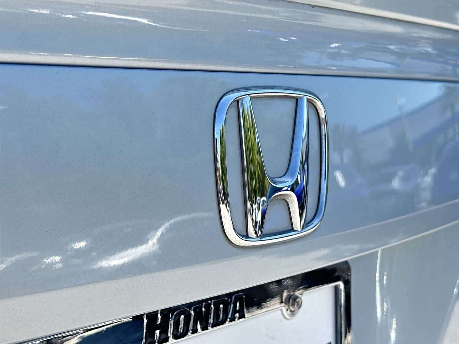 Thumbnail: 2012 Honda Civic - 10