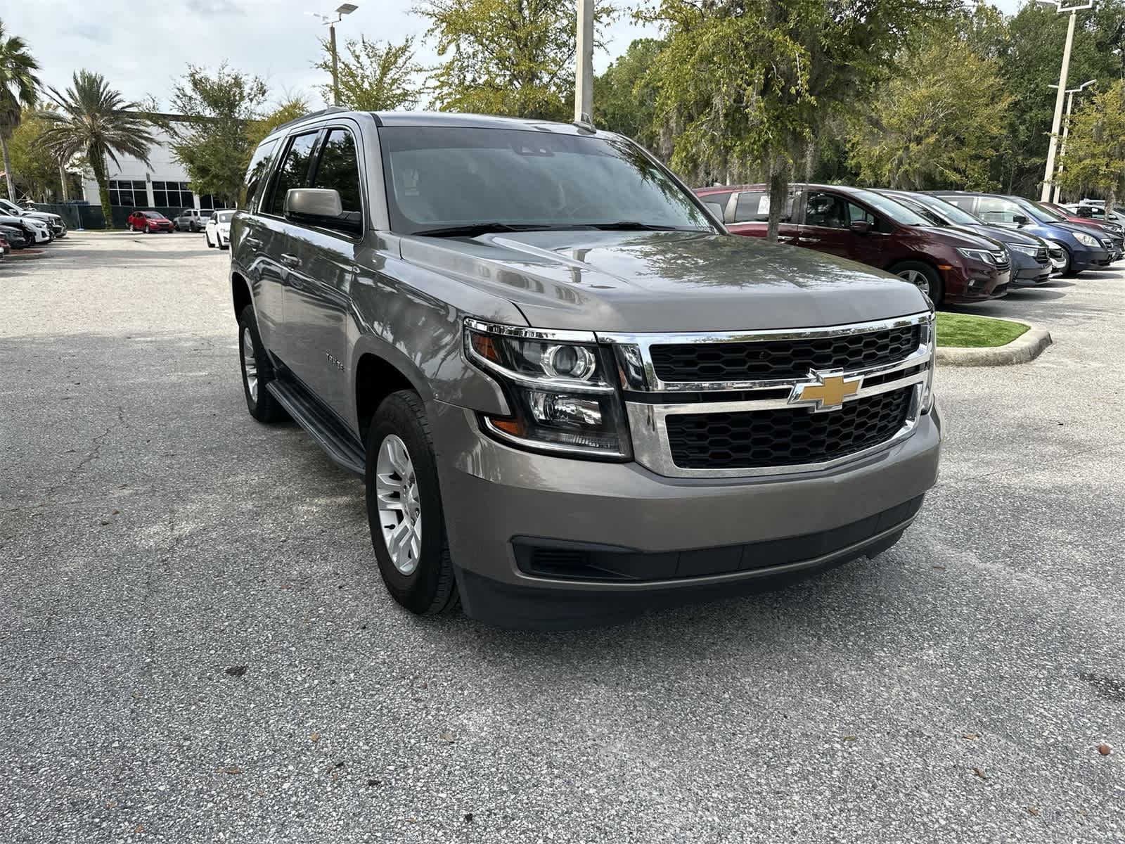 Thumbnail: 2018 Chevrolet Tahoe - 8