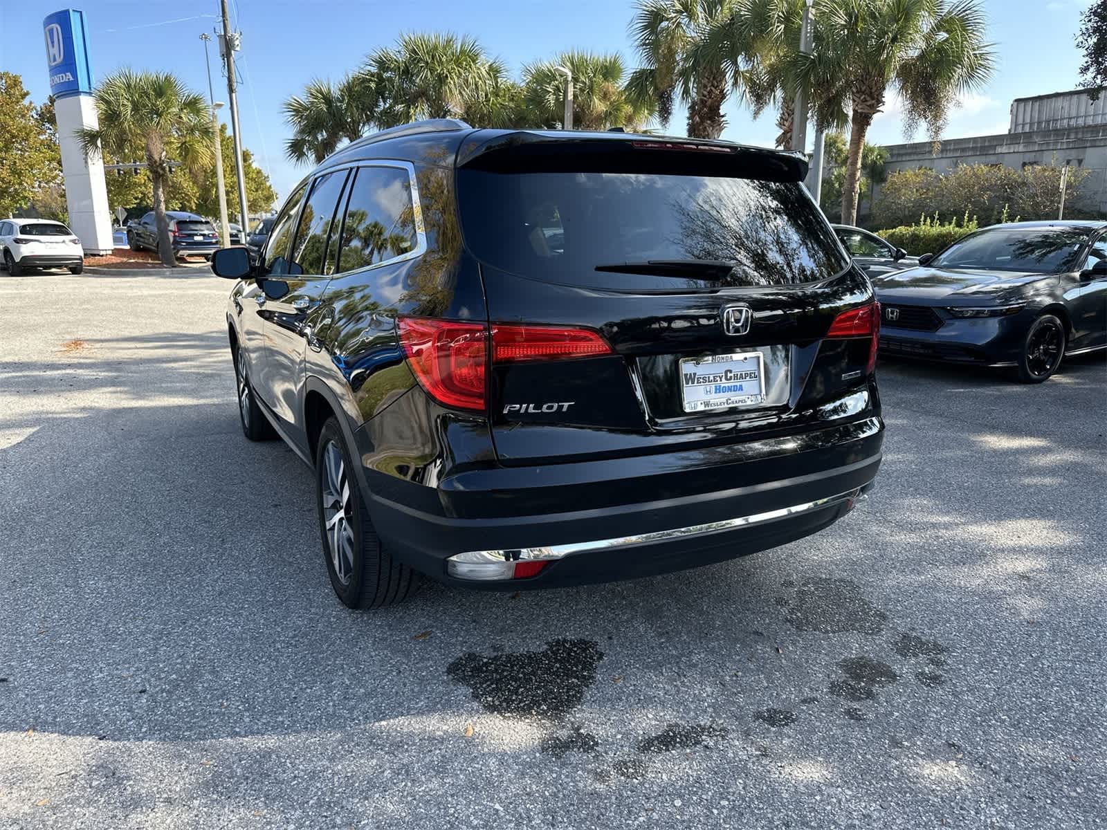 Thumbnail: 2018 Honda Pilot - 4