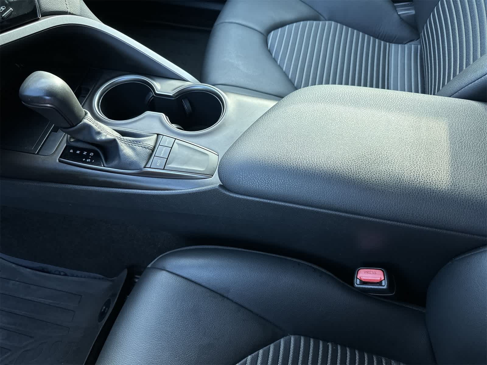 Thumbnail: 2023 Toyota Camry - 19