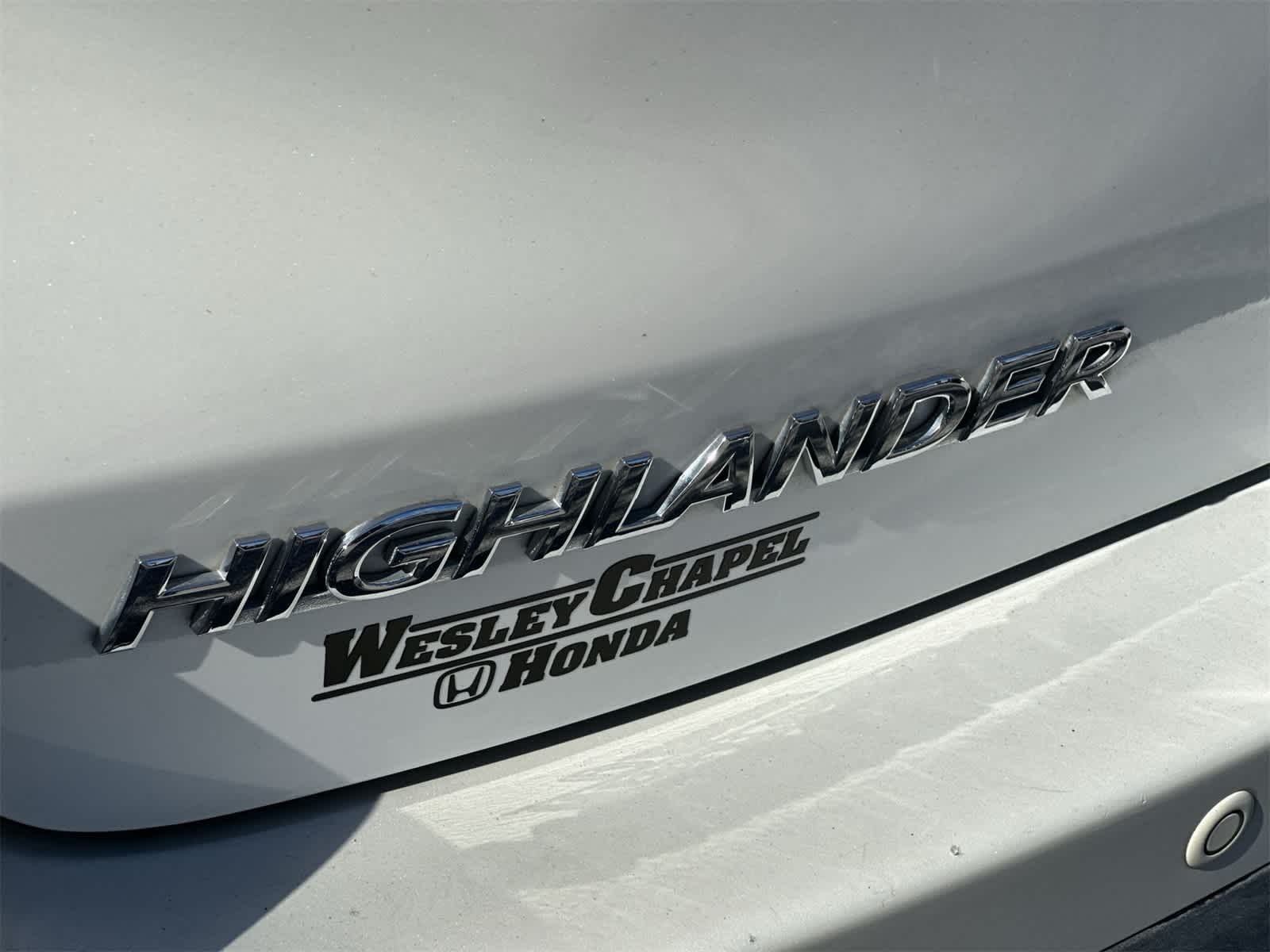 Thumbnail: 2016 Toyota Highlander - 11