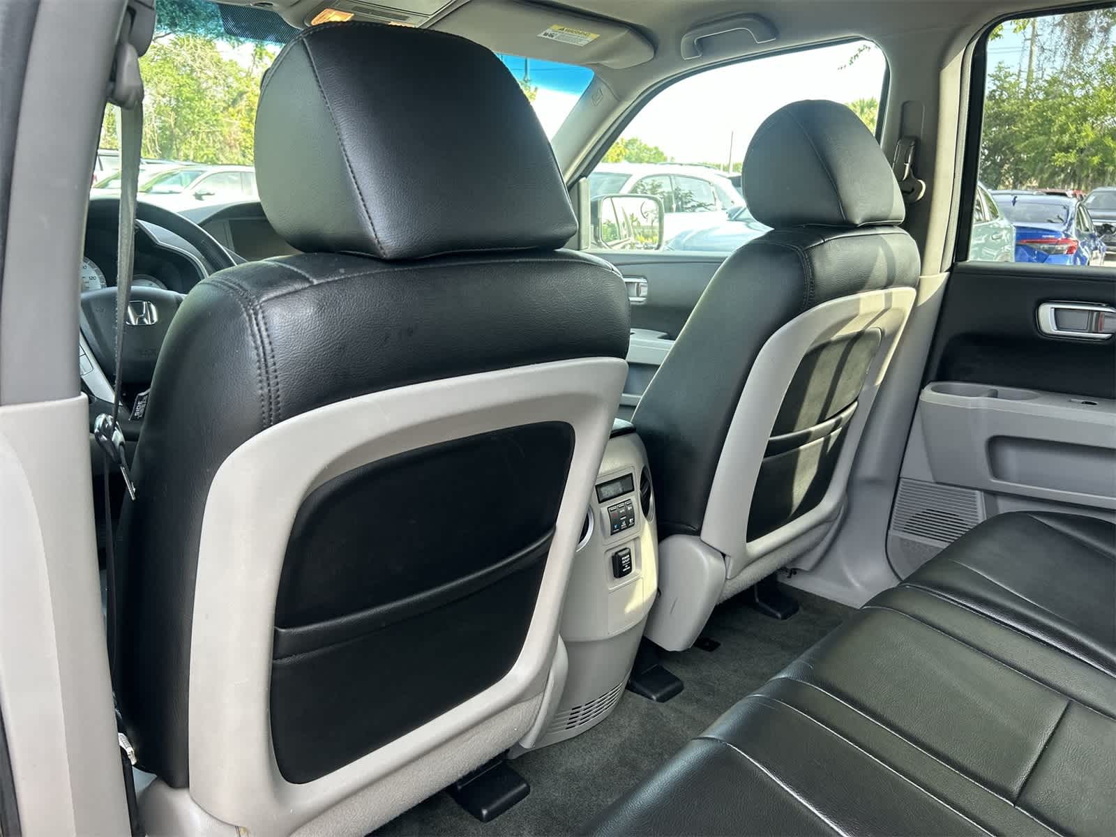 Thumbnail: 2014 Honda Pilot - 14