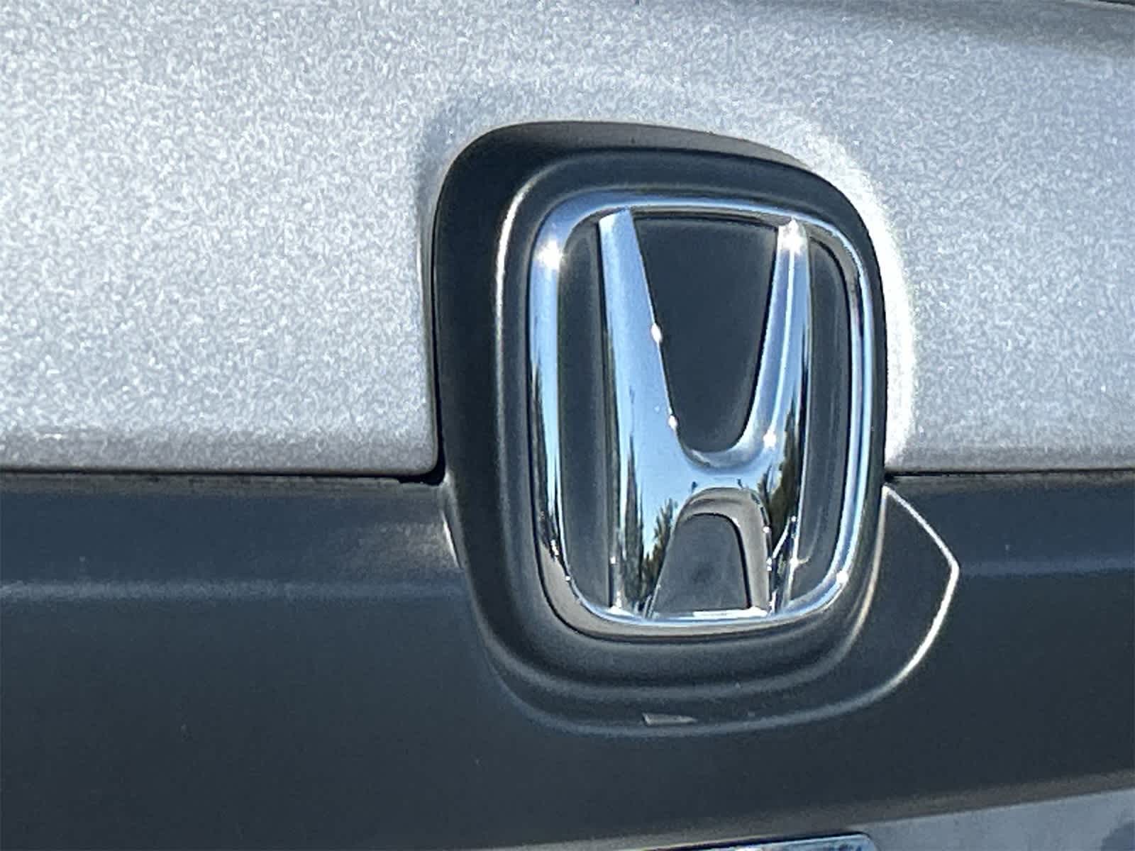 Thumbnail: 2019 Honda Passport - 10