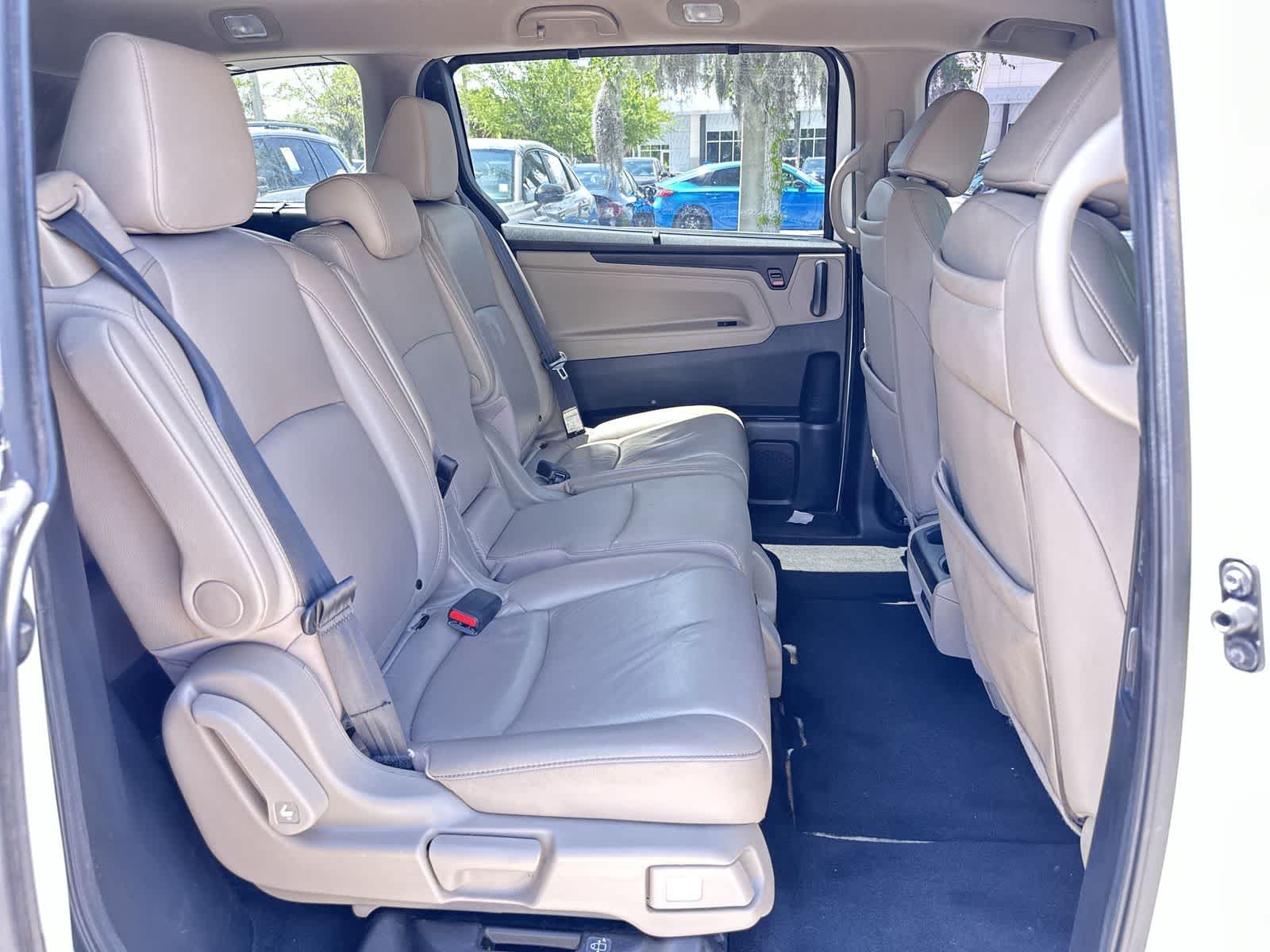 Thumbnail: 2021 Honda Odyssey - 16