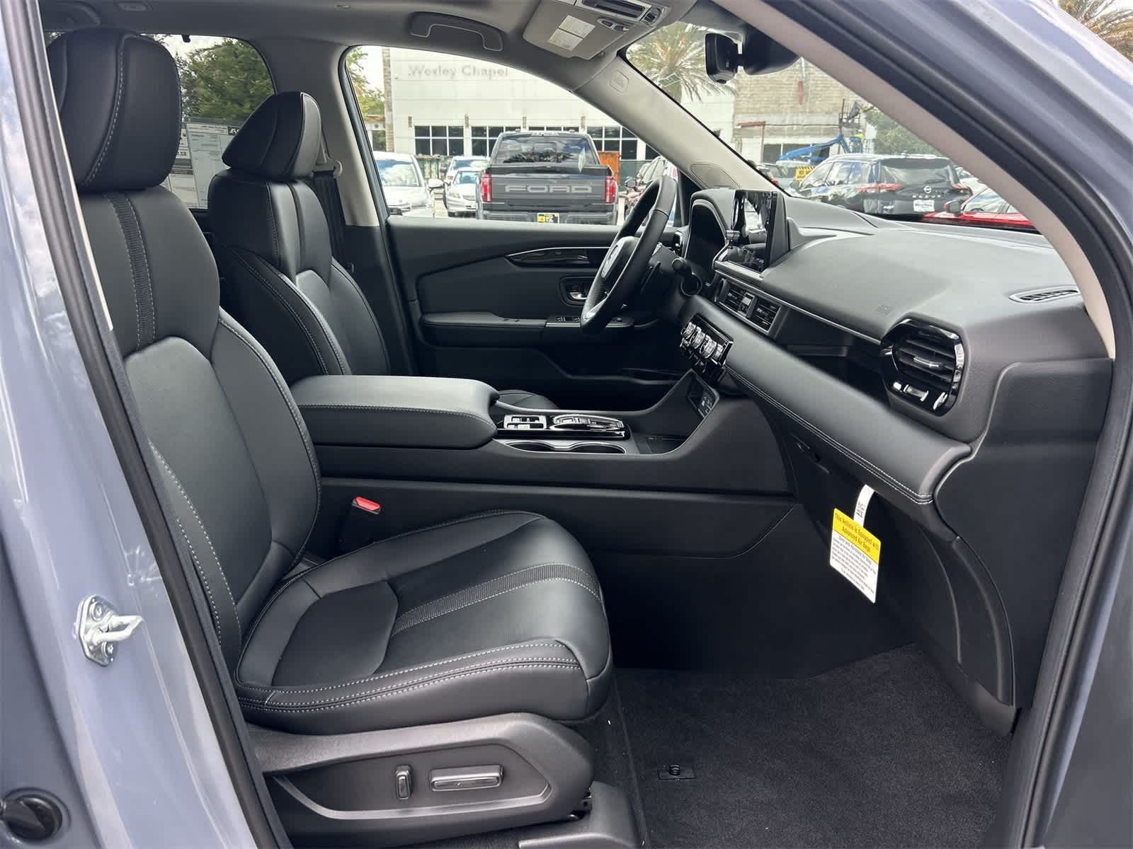 Thumbnail: 2025 Honda Pilot - 17