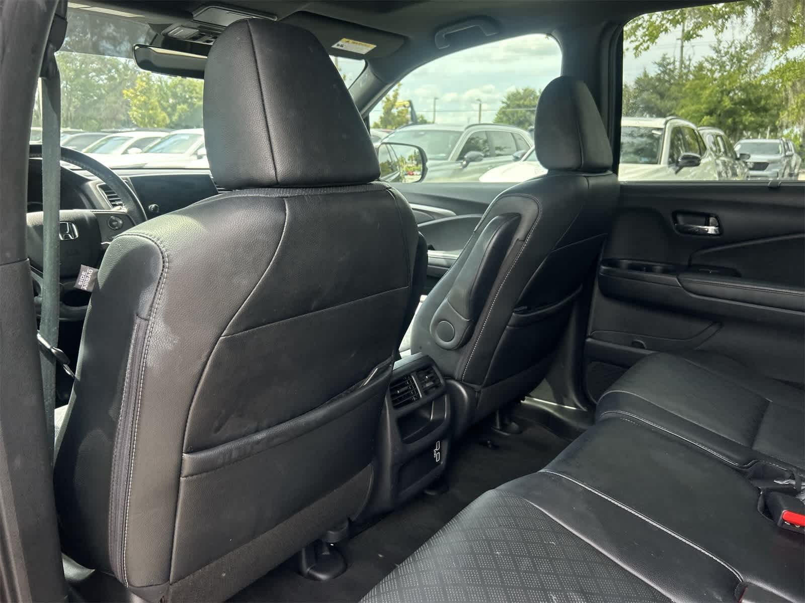 Thumbnail: 2019 Honda Passport - 14