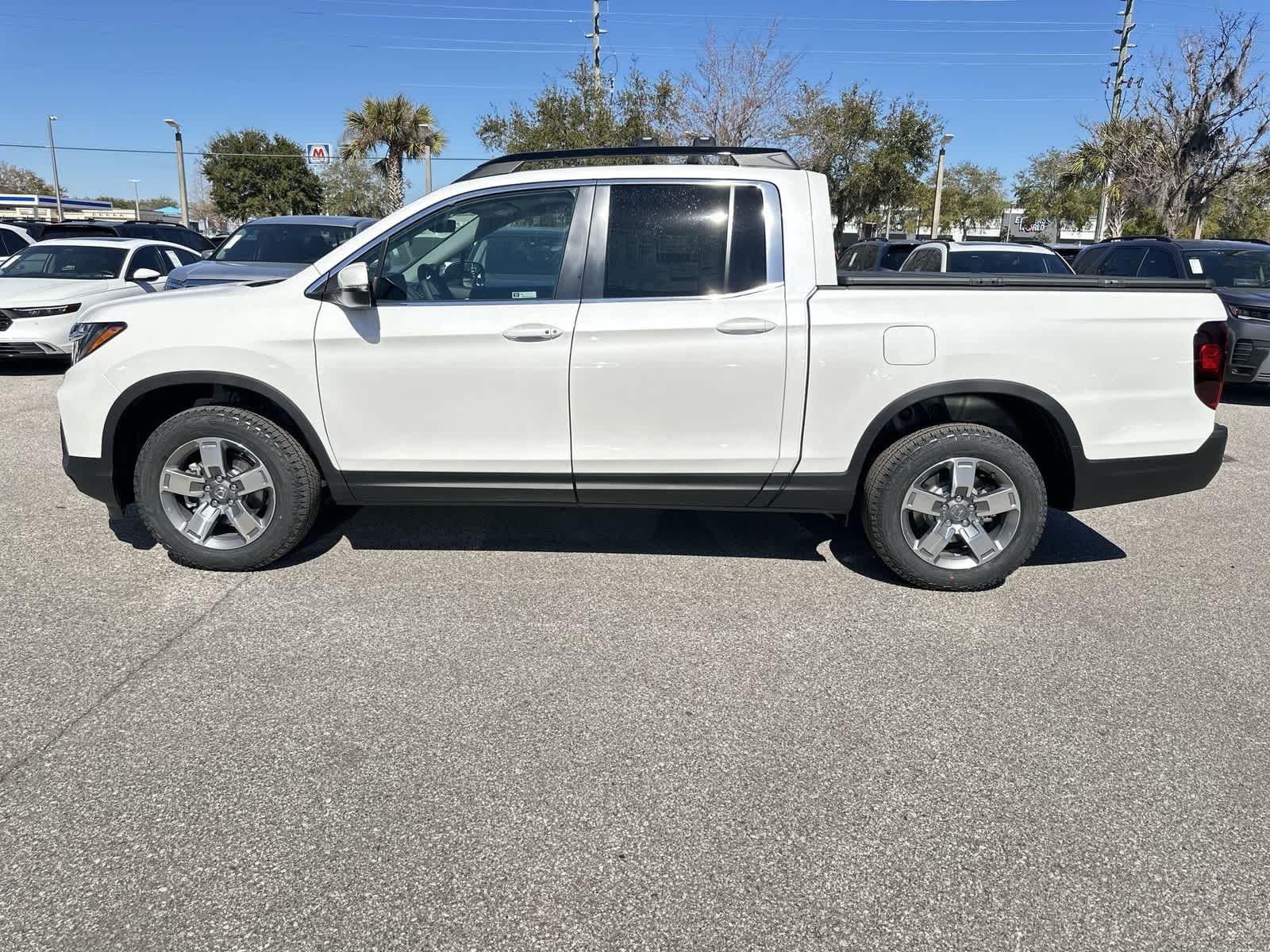 Thumbnail: 2026 Honda Ridgeline - 3