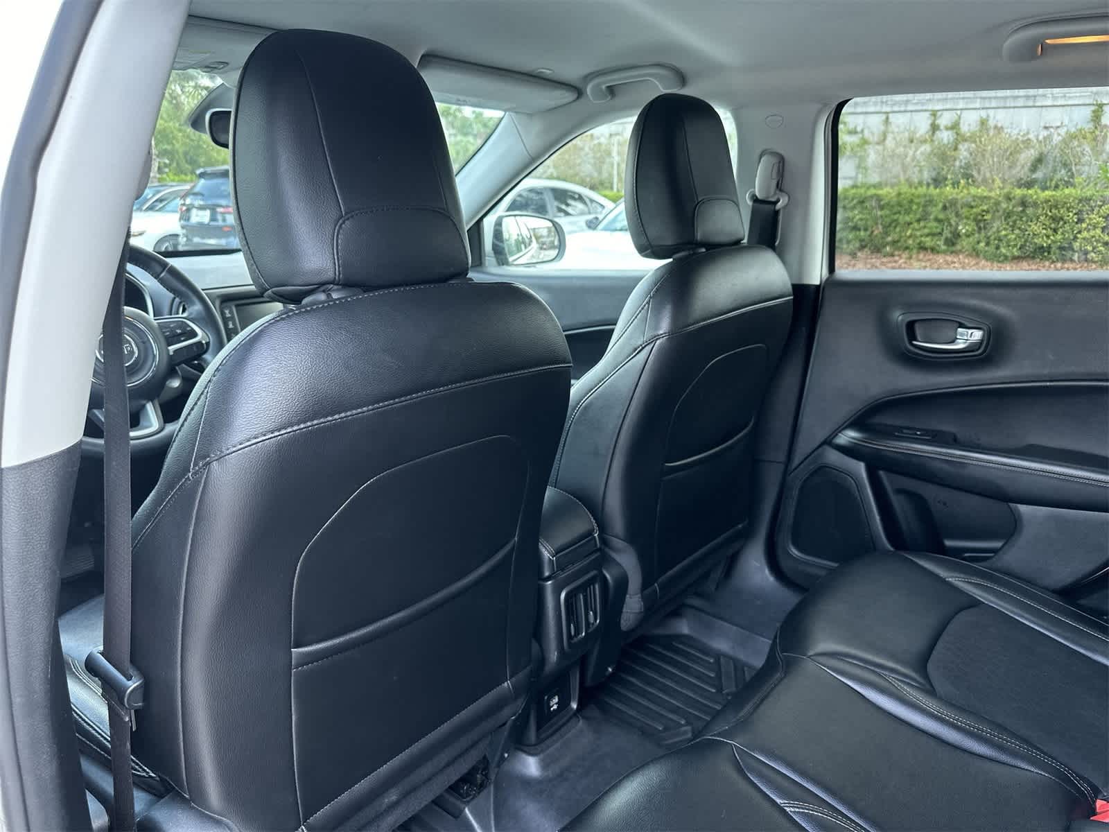 Thumbnail: 2018 Jeep Compass - 14