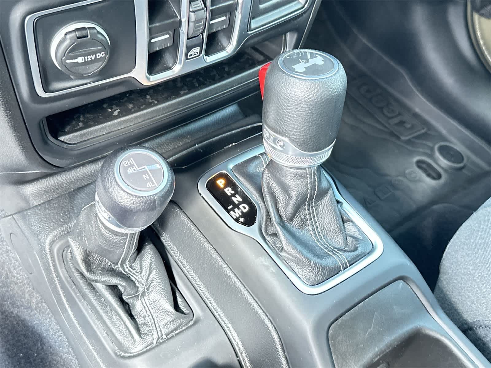 Thumbnail: 2025 Jeep Wrangler - 21