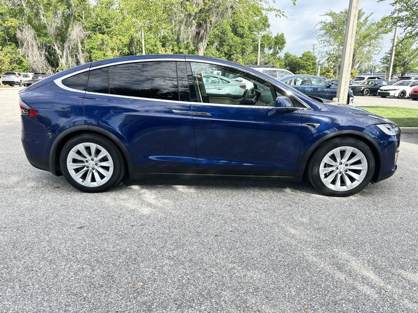 Thumbnail: 2018 Tesla Model X - 7