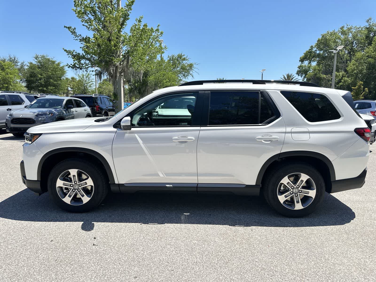 Thumbnail: 2026 Honda Pilot - 3