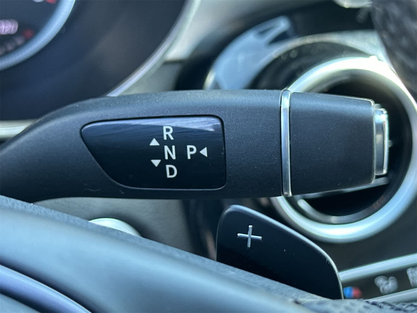 Thumbnail: 2015 Mercedes-Benz C-Class - 20