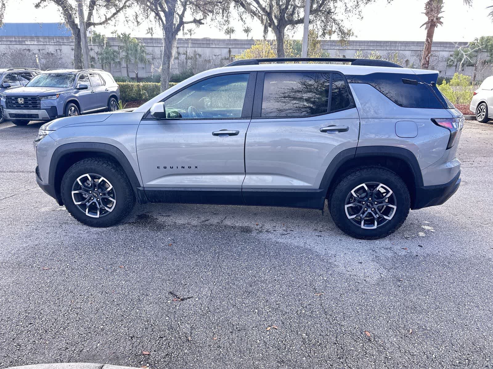 Thumbnail: 2025 Chevrolet Equinox - 3