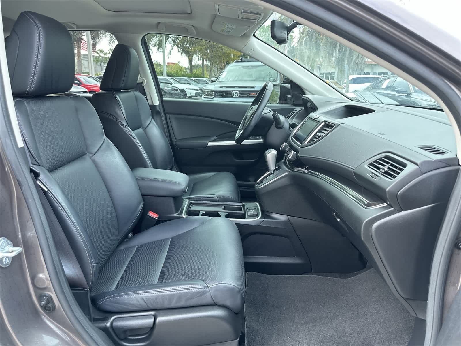 Thumbnail: 2015 Honda CR-V - 16