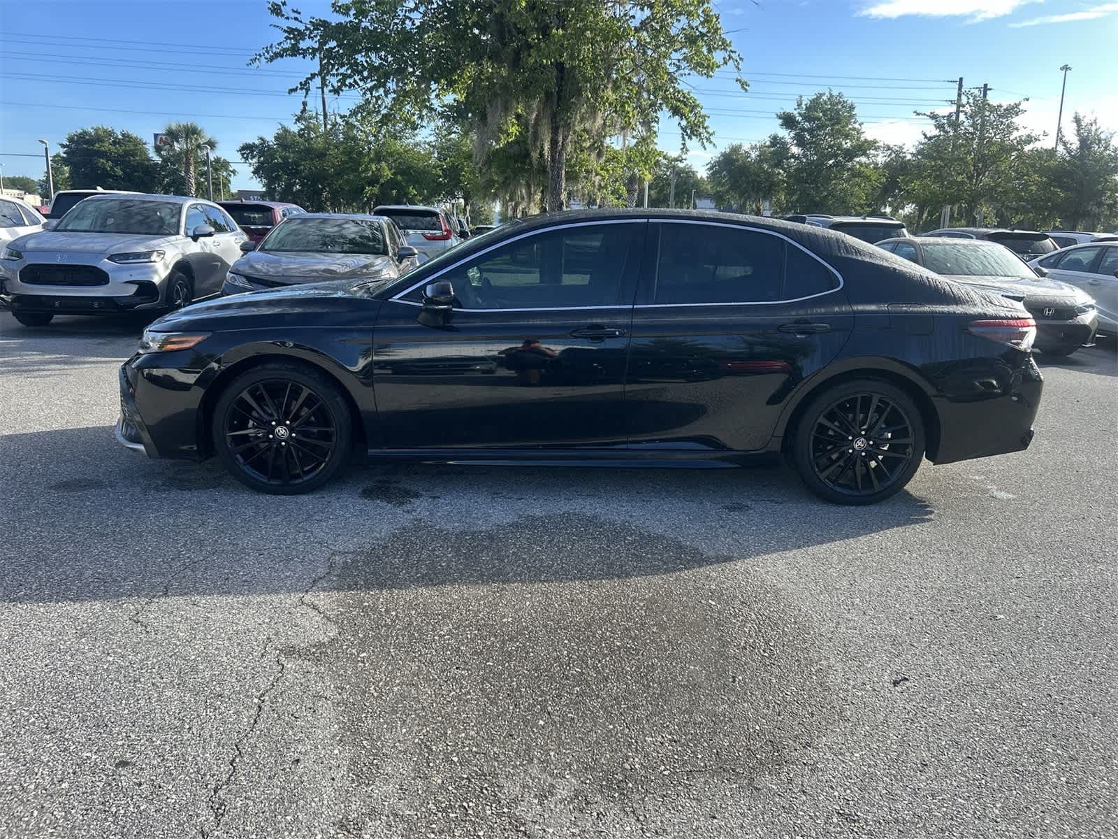 2021 Toyota Camry XSE 3