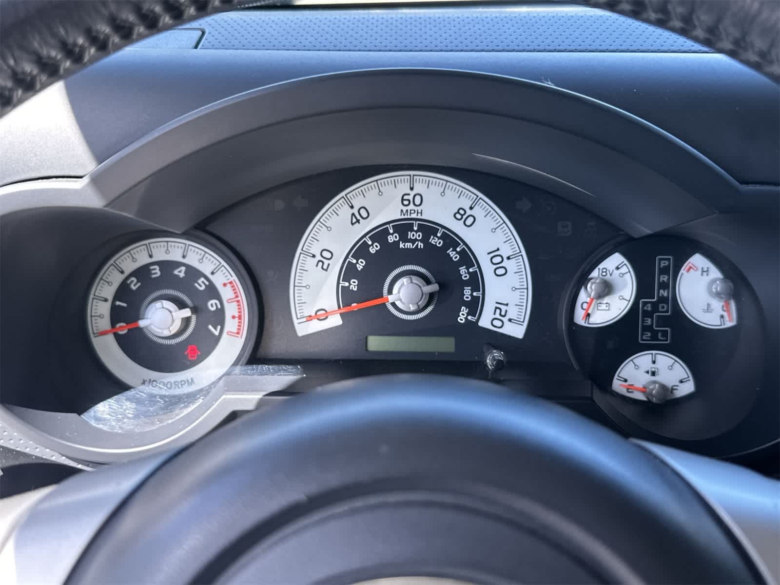 Thumbnail: 2014 Toyota FJ Cruiser - 20