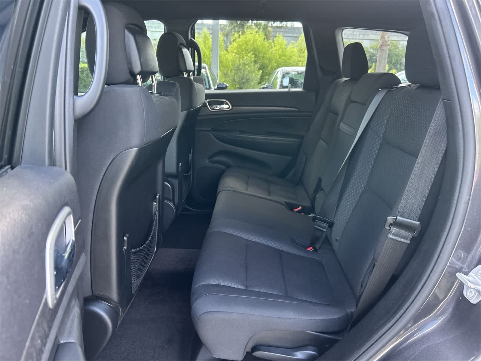 Thumbnail: 2018 Jeep Grand Cherokee - 15