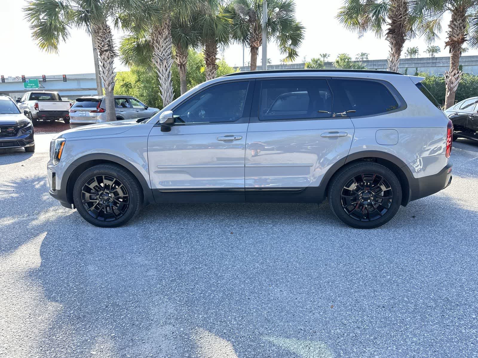 Thumbnail: 2021 Kia Telluride - 3