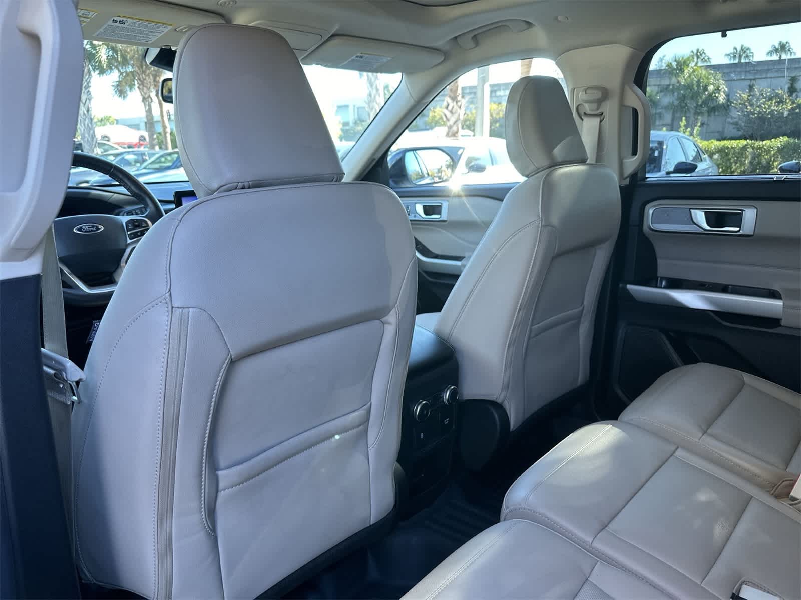 Thumbnail: 2021 Ford Explorer - 13