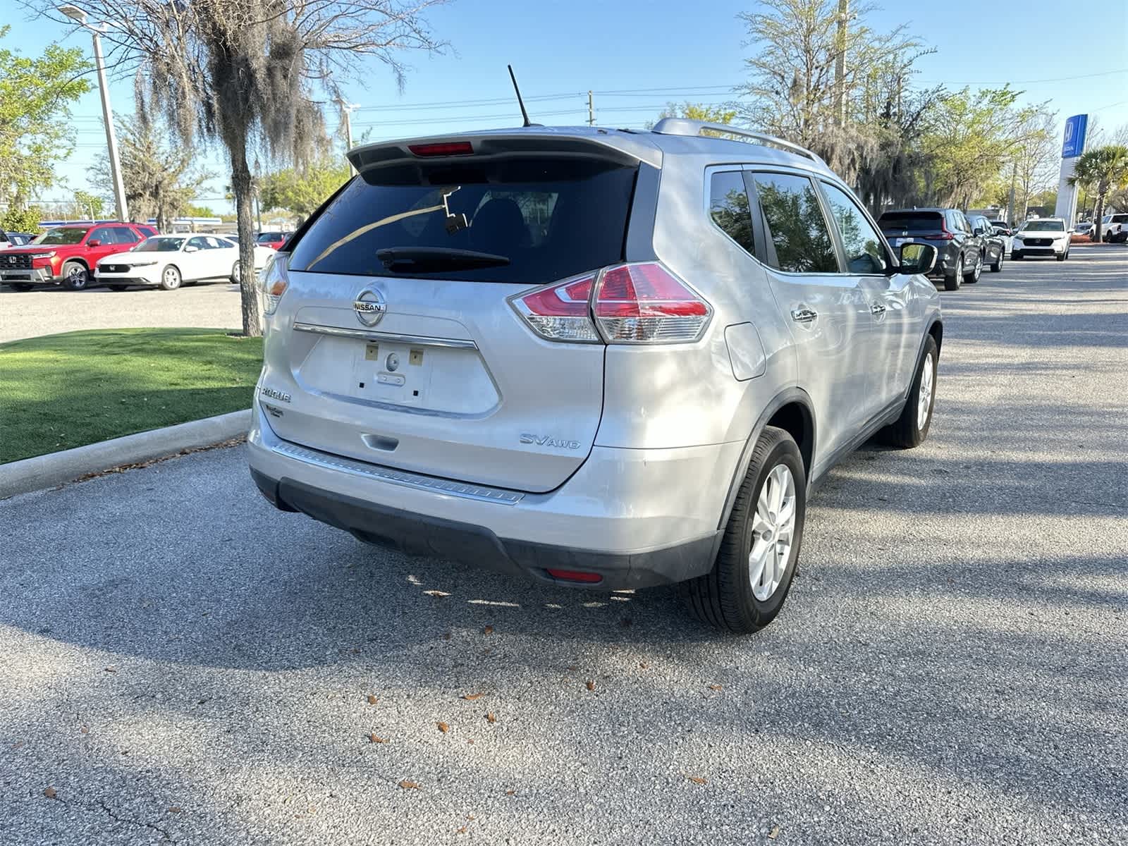 Thumbnail: 2015 Nissan Rogue - 6