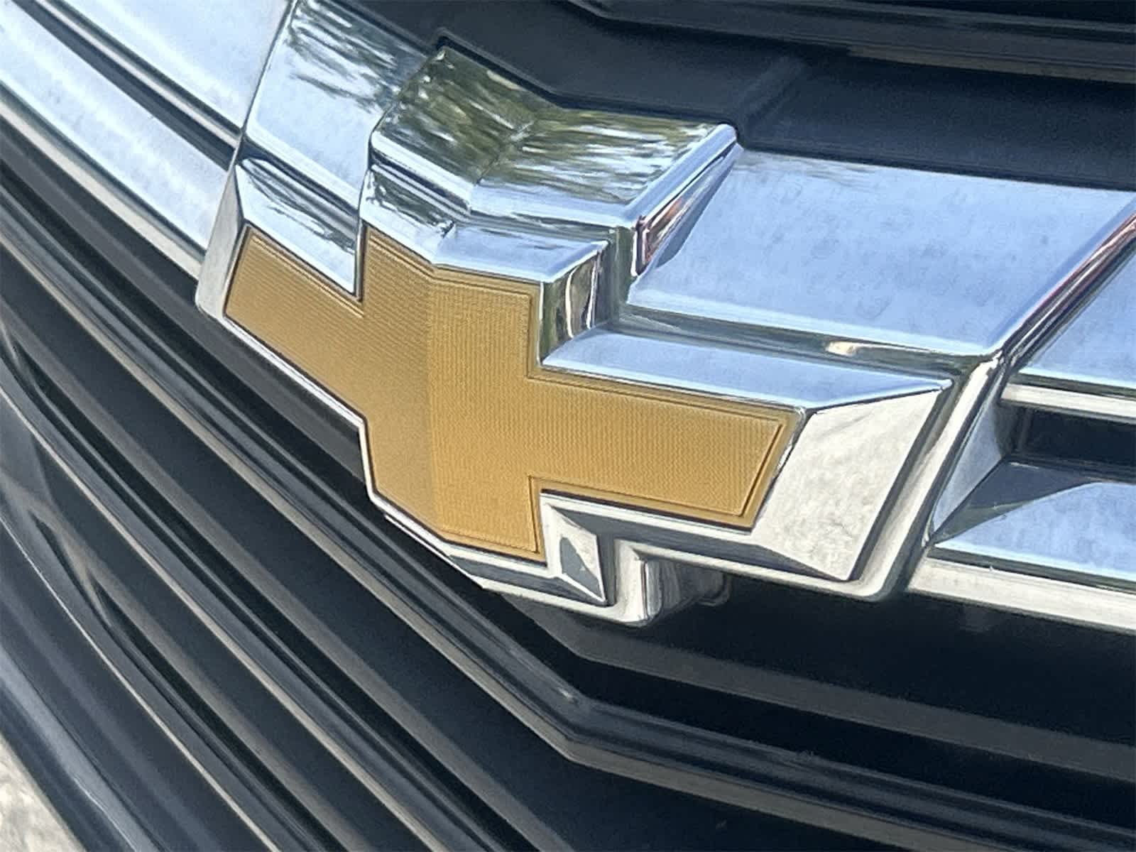 Thumbnail: 2023 Chevrolet Equinox - 10