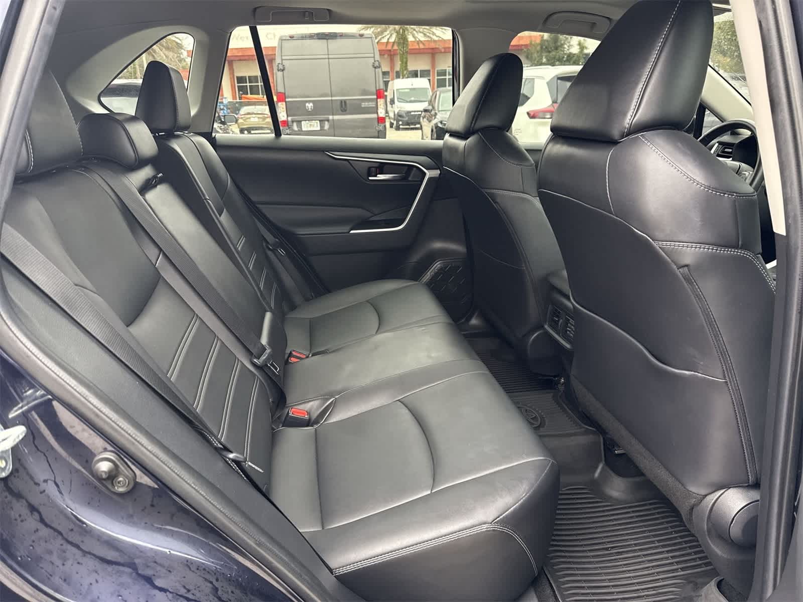 Thumbnail: 2022 Toyota RAV4 - 16