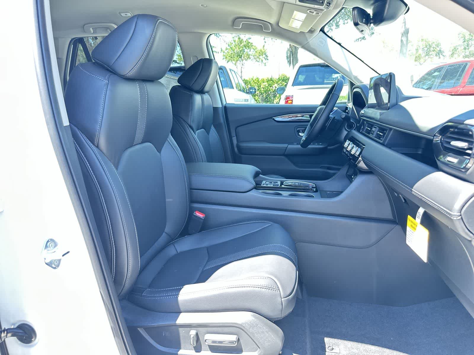 Thumbnail: 2026 Honda Pilot - 17