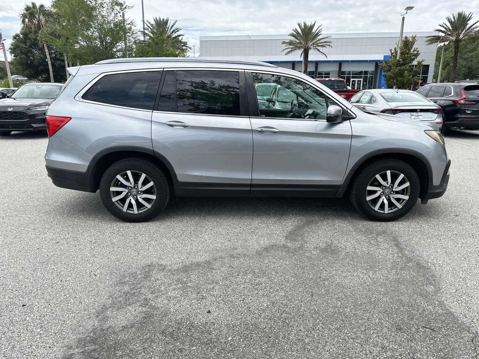 Thumbnail: 2019 Honda Pilot - 15