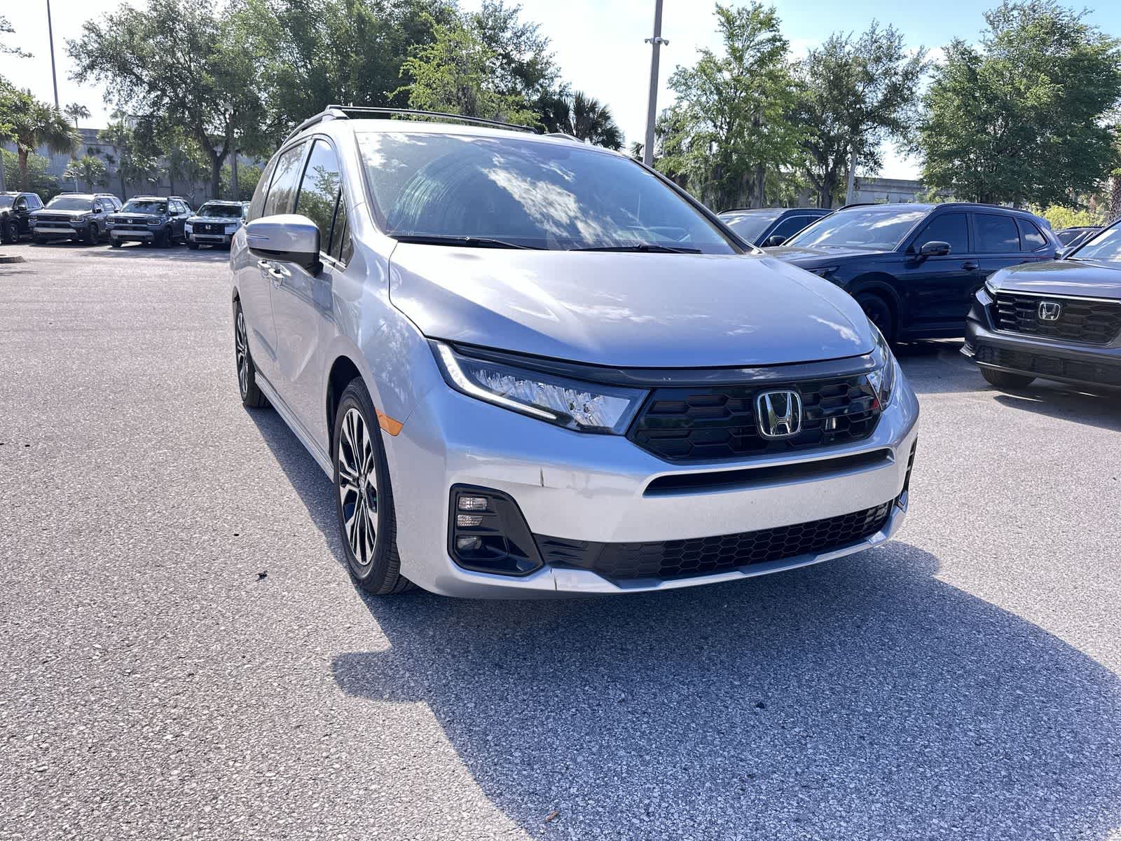 Thumbnail: 2026 Honda Odyssey - 8