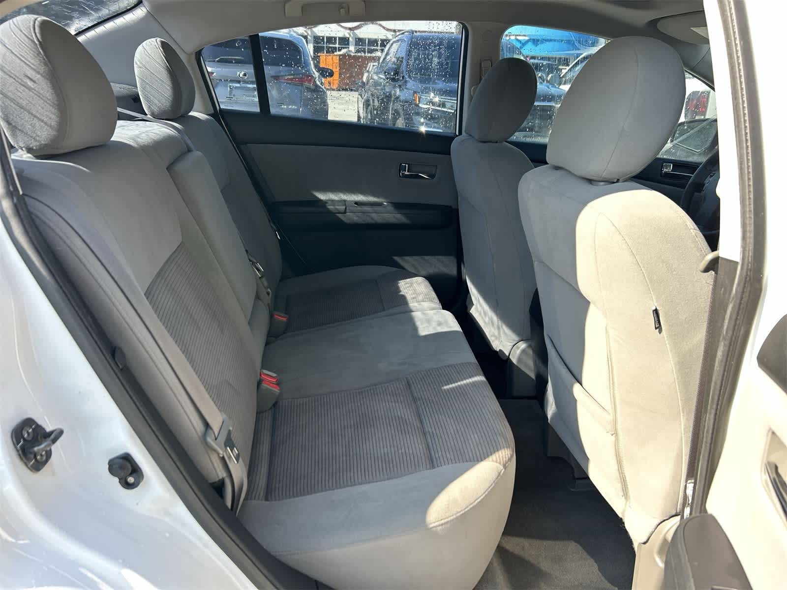 Thumbnail: 2012 Nissan Sentra - 16