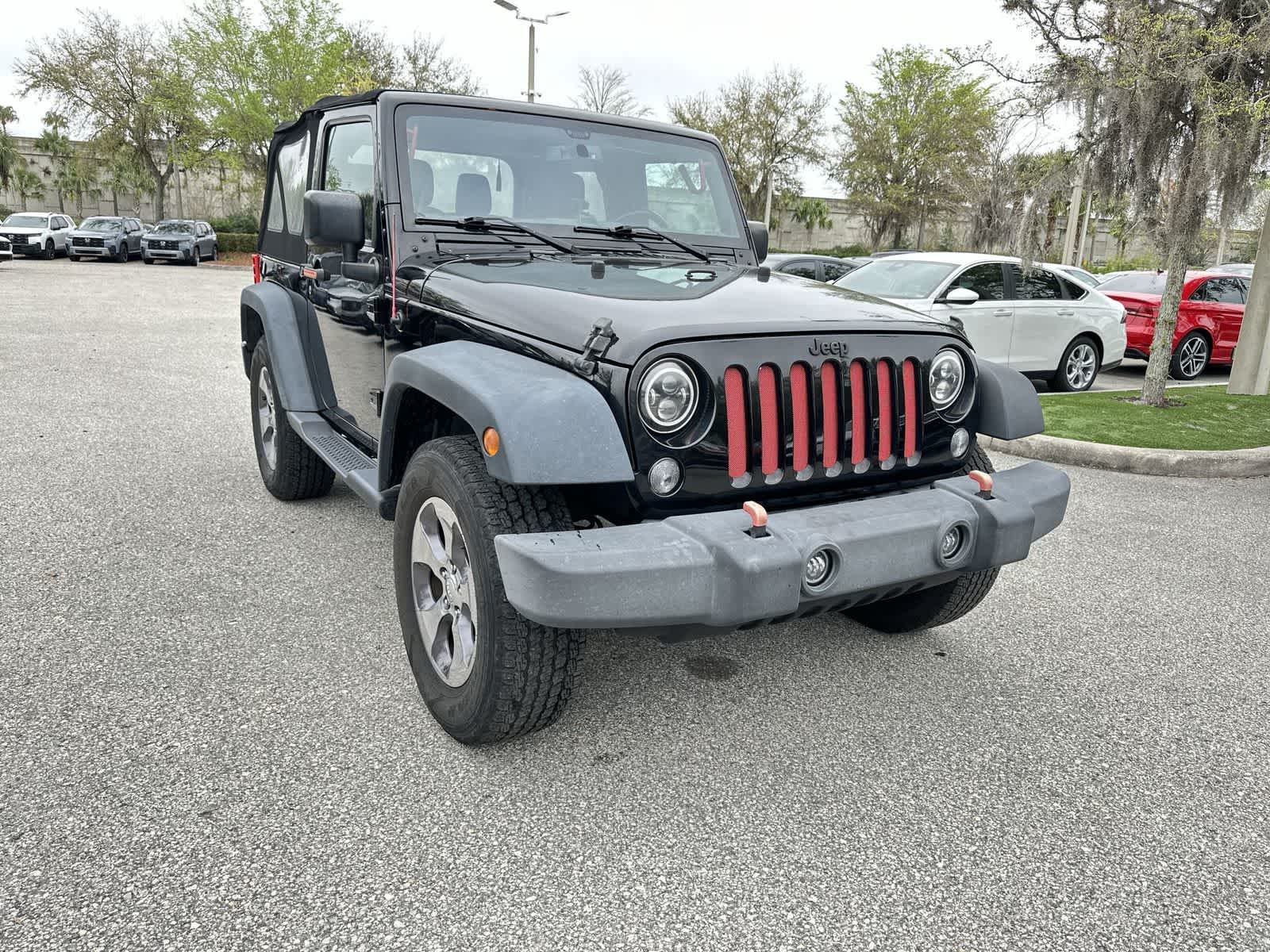 Thumbnail: 2016 Jeep Wrangler - 8