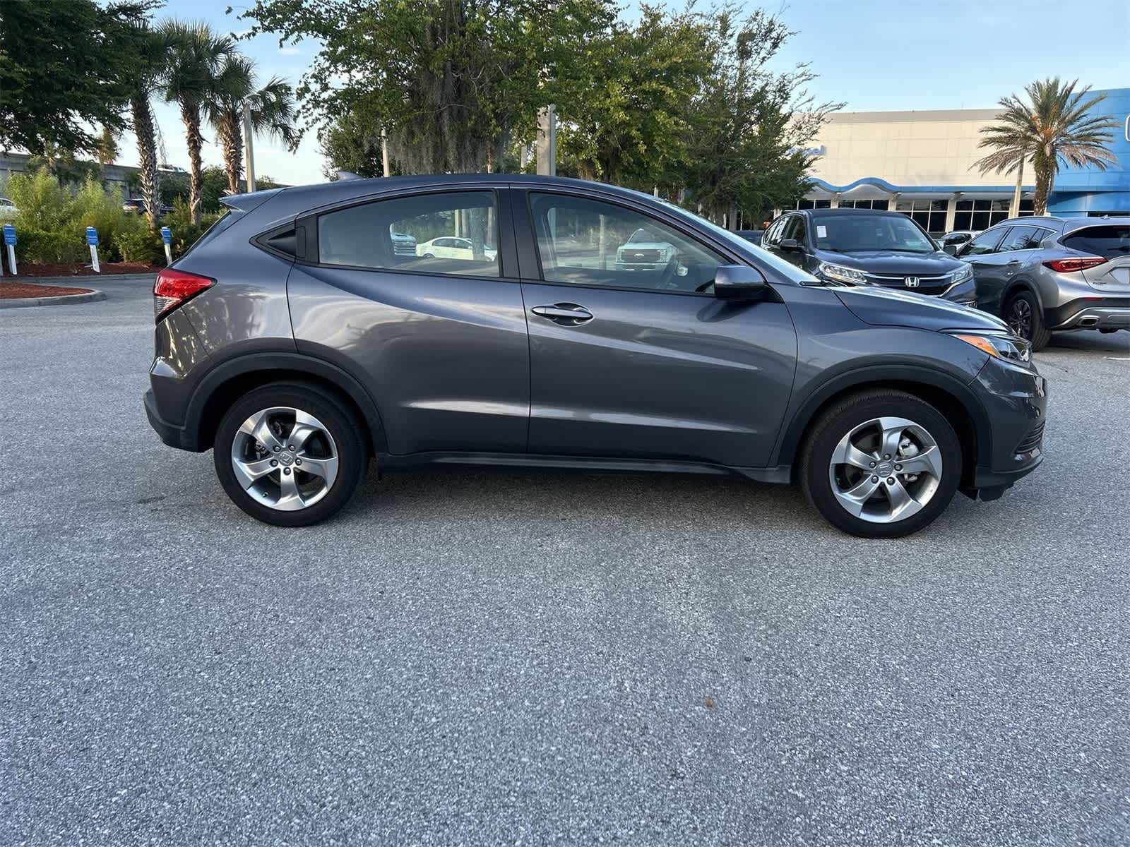 Thumbnail: 2022 Honda HR-V - 7