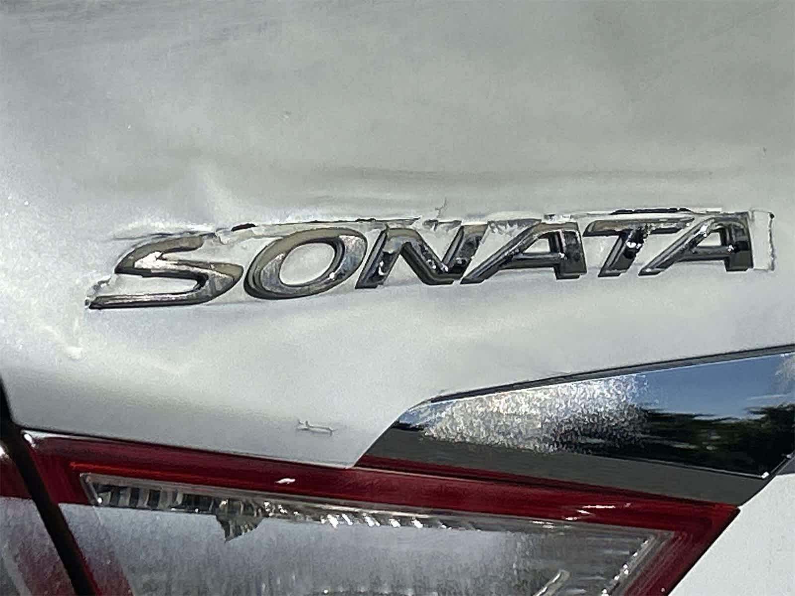 Thumbnail: 2013 Hyundai Sonata - 11