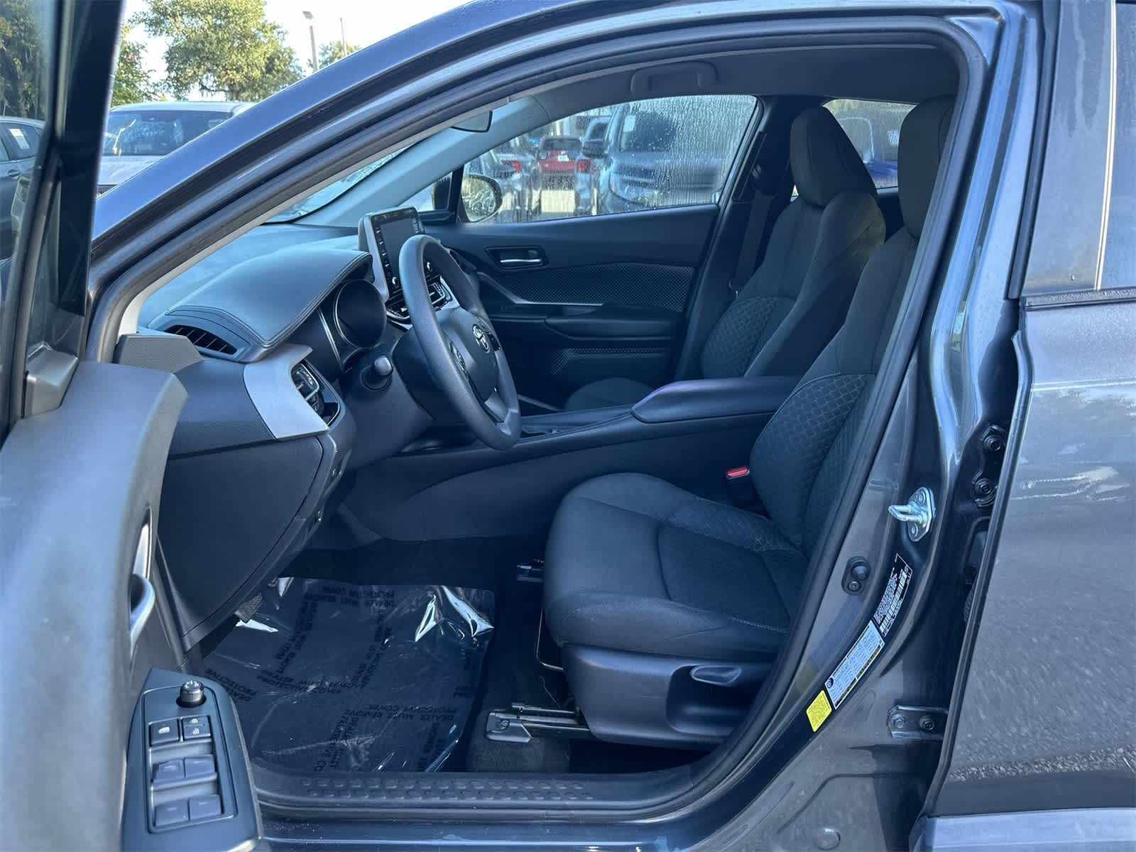 Thumbnail: 2021 Toyota C-HR - 2