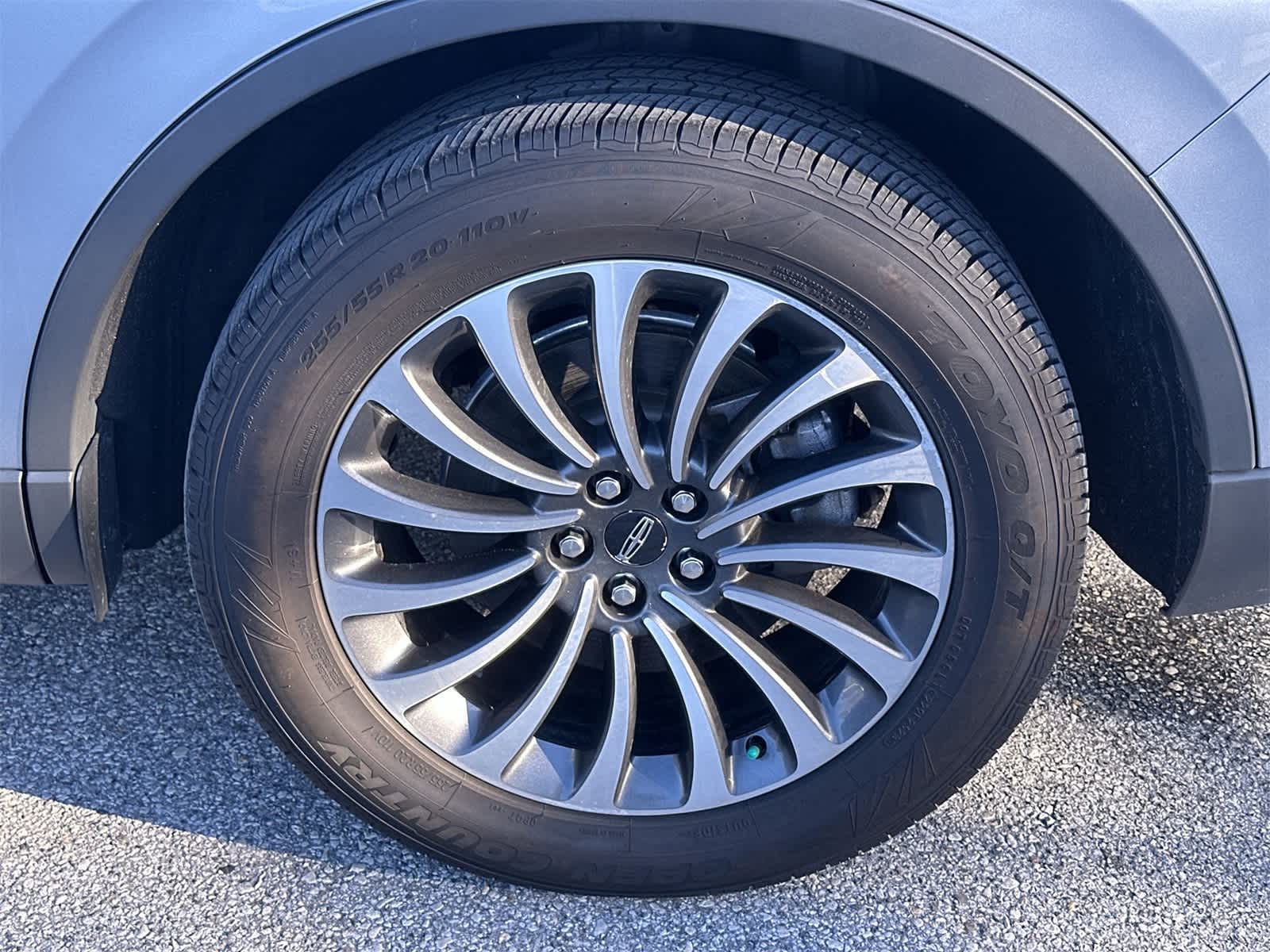 Thumbnail: 2020 Lincoln Aviator - 11