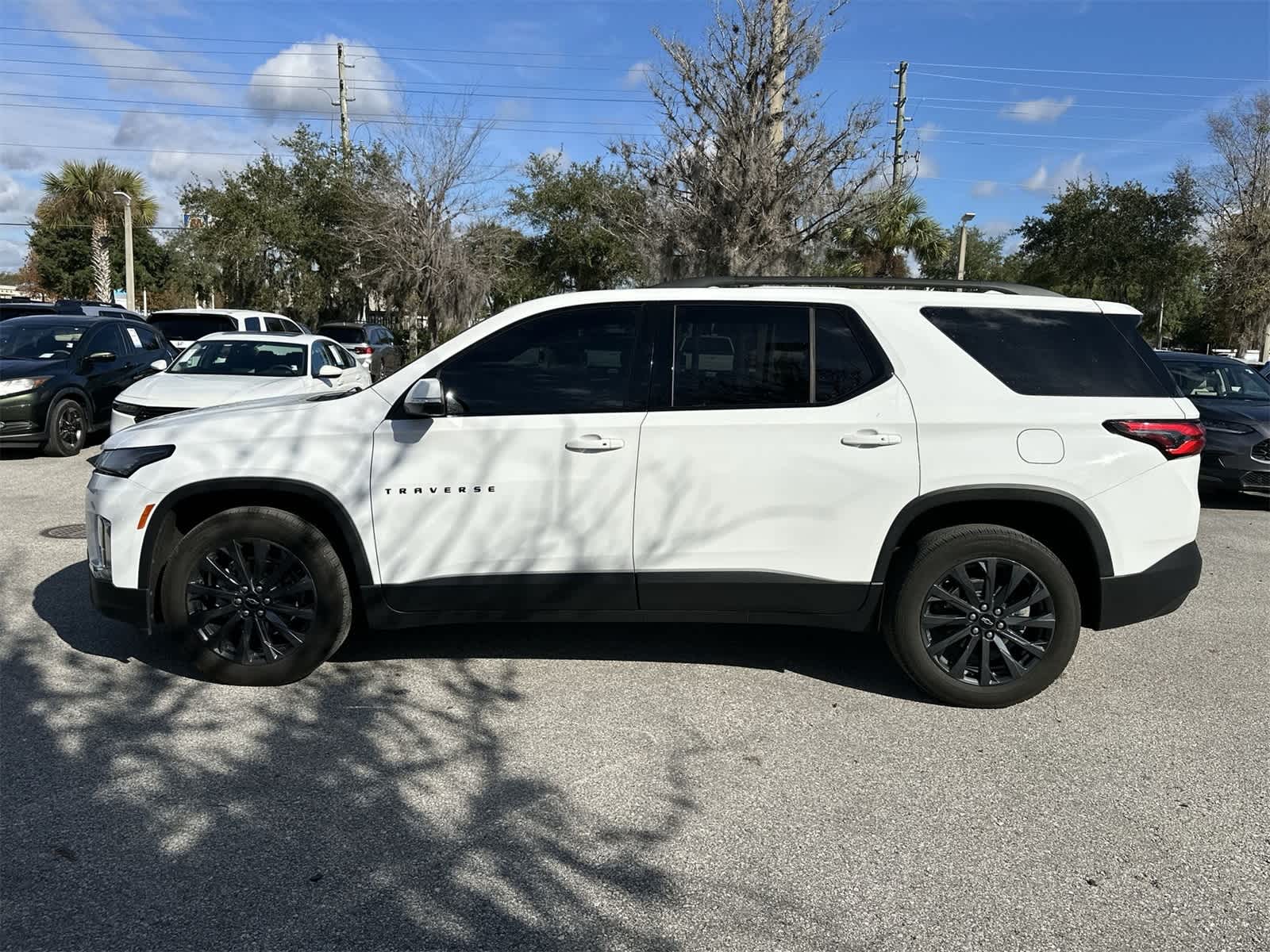 Thumbnail: 2022 Chevrolet Traverse - 3