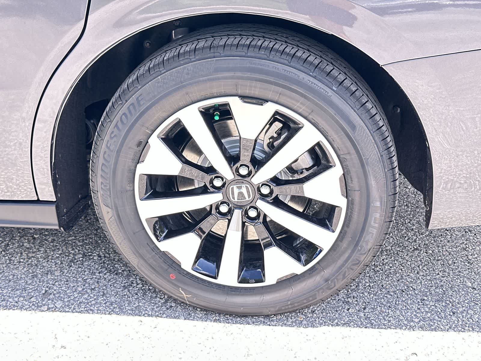 Thumbnail: 2026 Honda Odyssey - 12