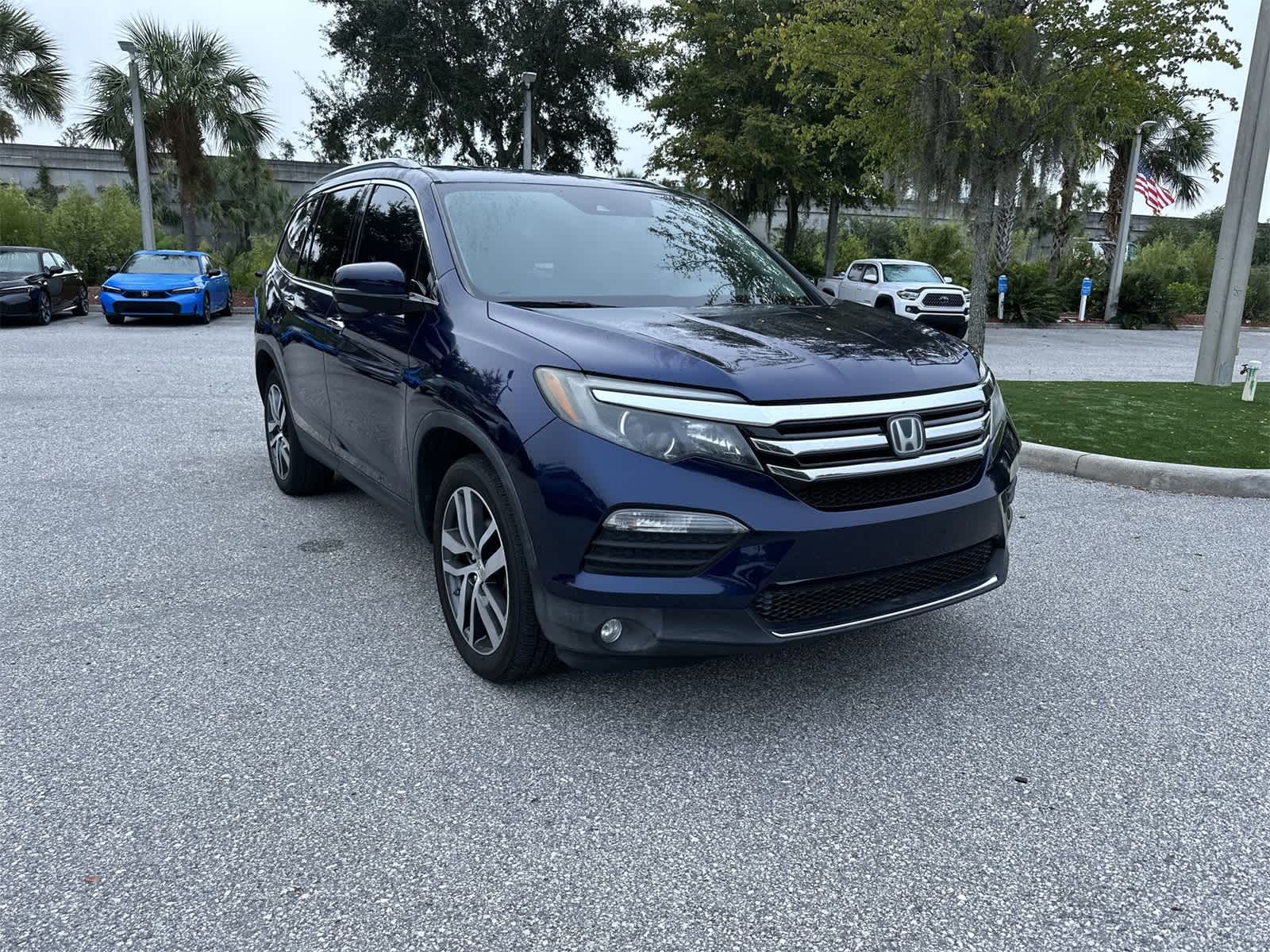 Thumbnail: 2016 Honda Pilot - 8