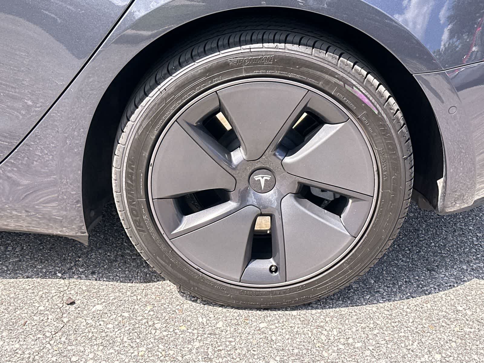 Thumbnail: 2022 Tesla Model 3 - 11