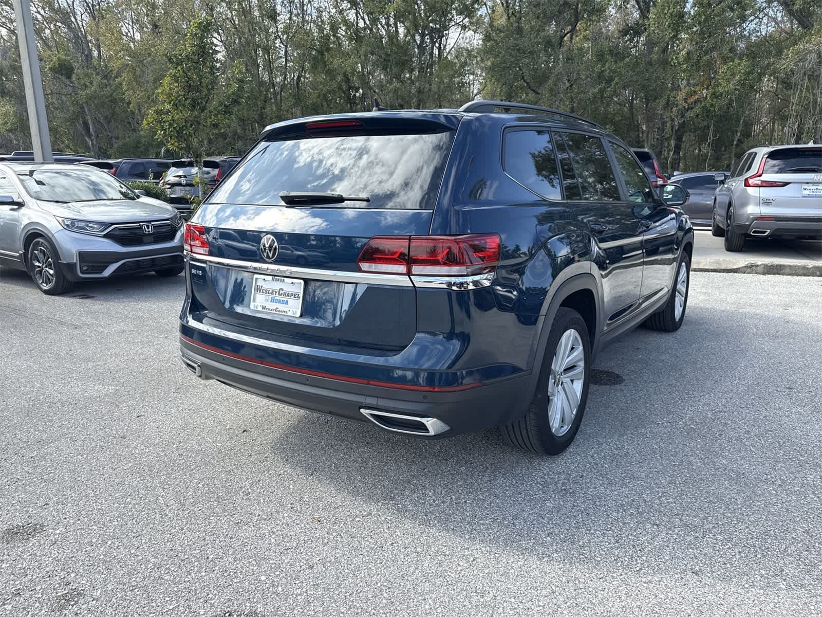 Thumbnail: 2021 Volkswagen Atlas - 6