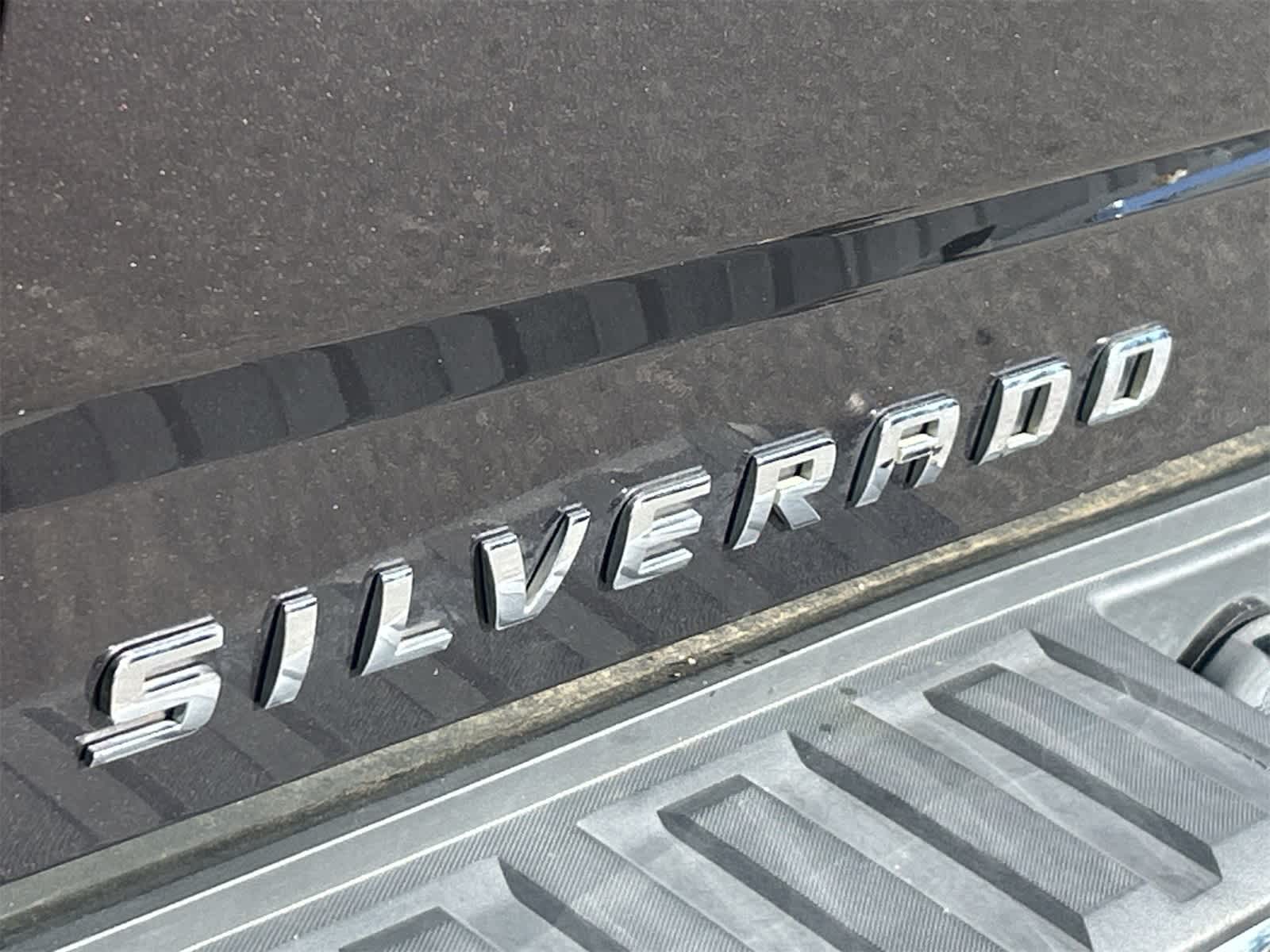 Thumbnail: 2015 Chevrolet Silverado 1500 - 11