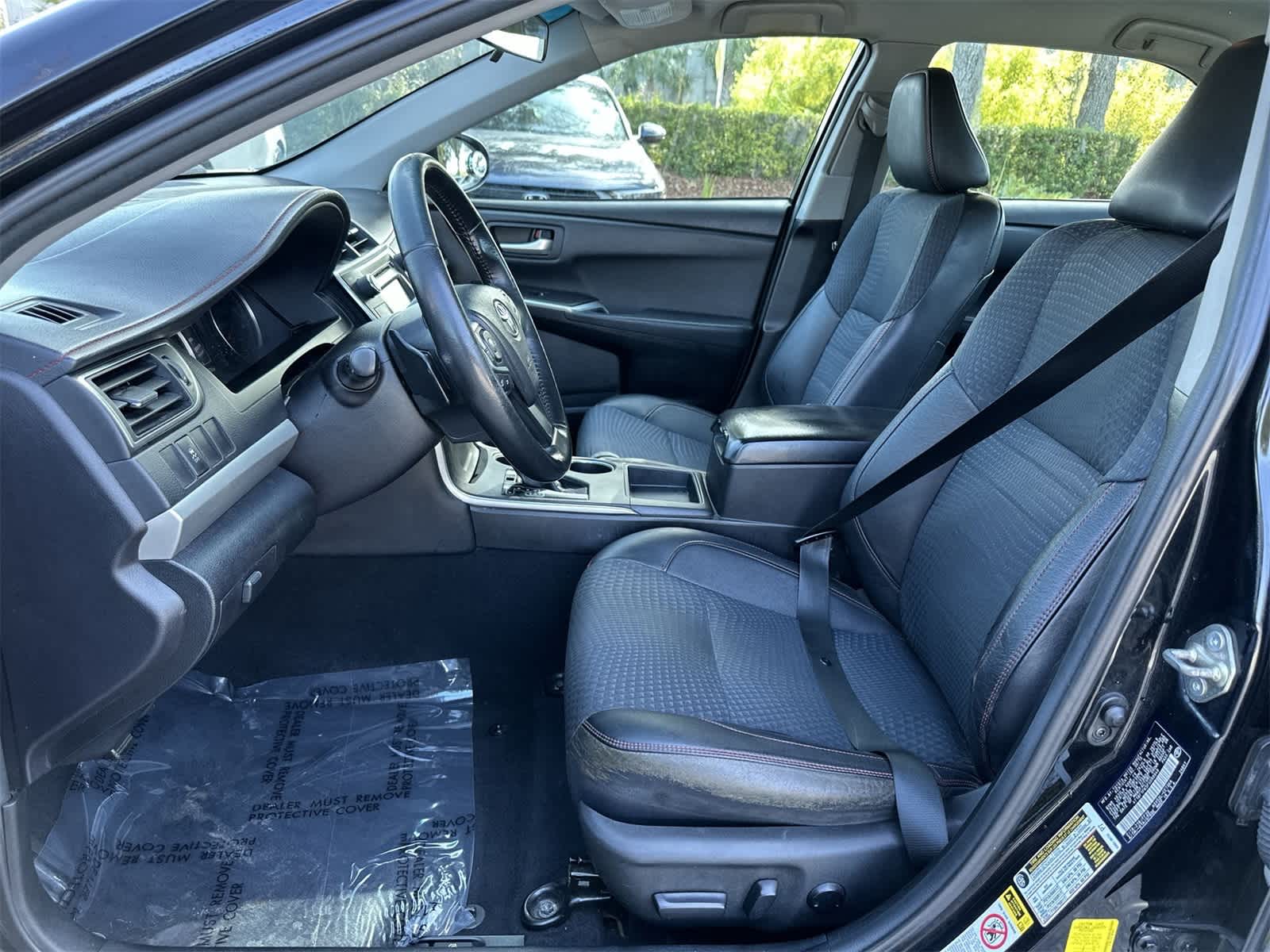 Thumbnail: 2015 Toyota Camry - 13