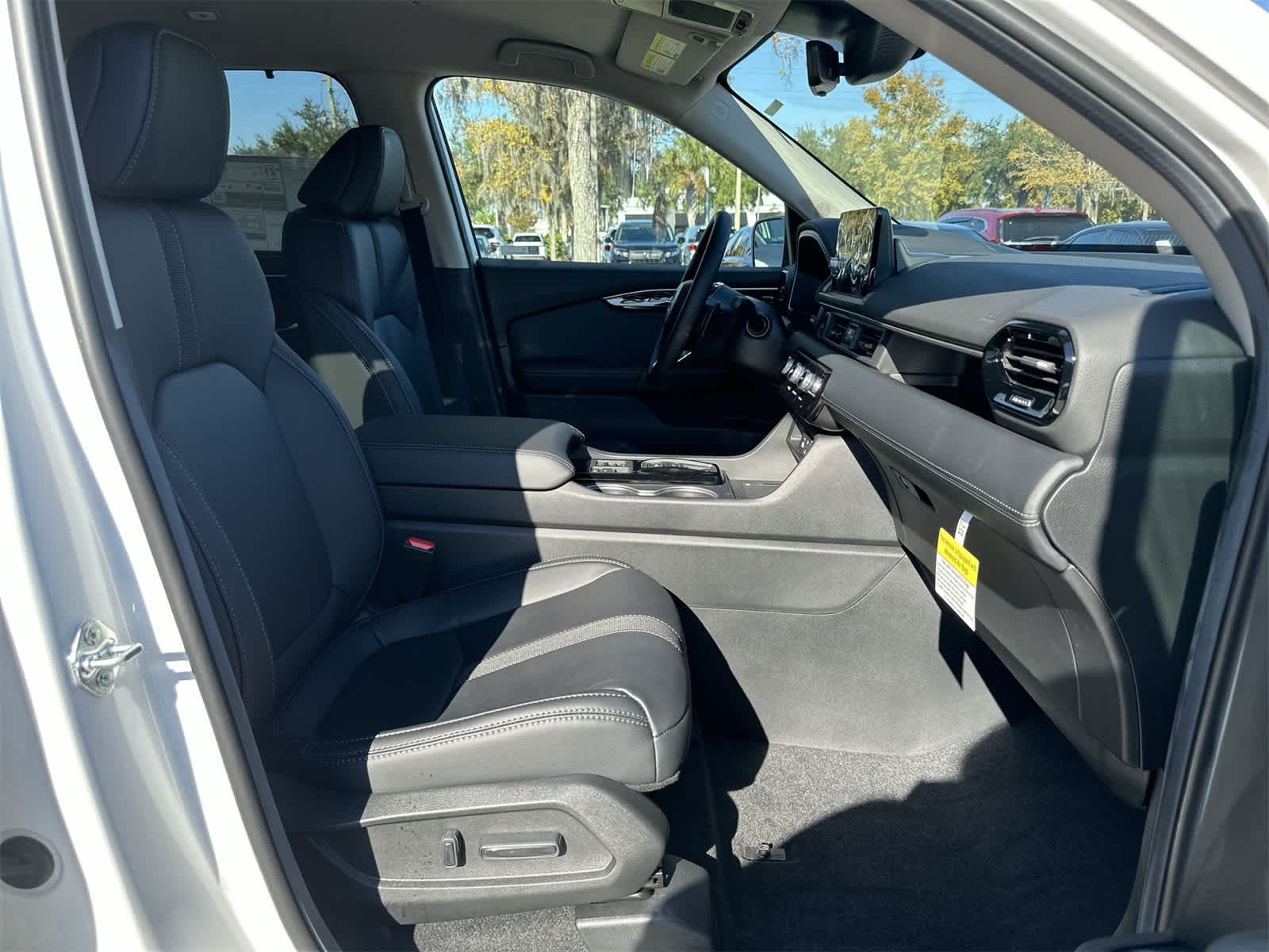 Thumbnail: 2025 Honda Pilot - 17