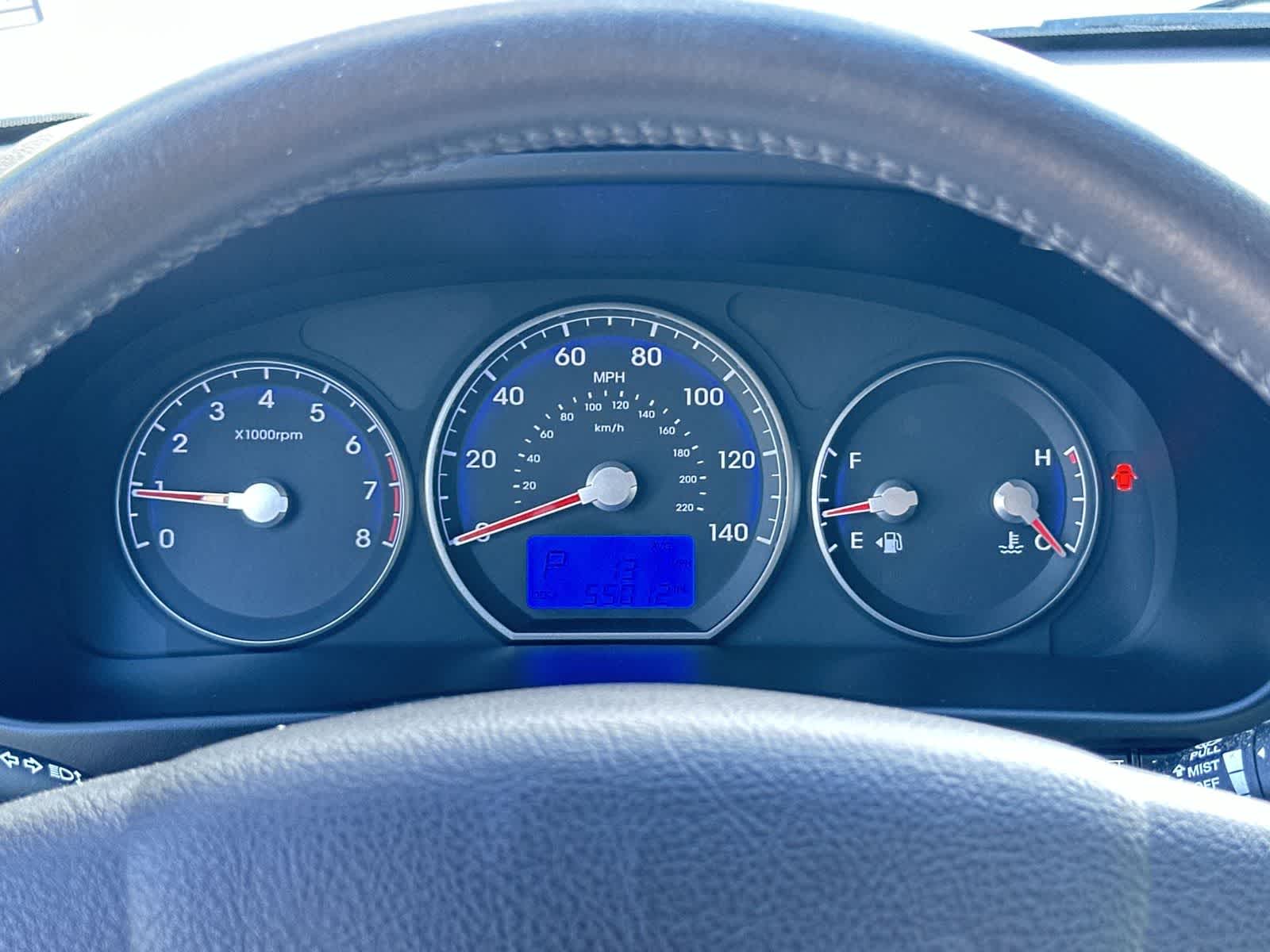 Thumbnail: 2011 Hyundai Santa Fe - 21