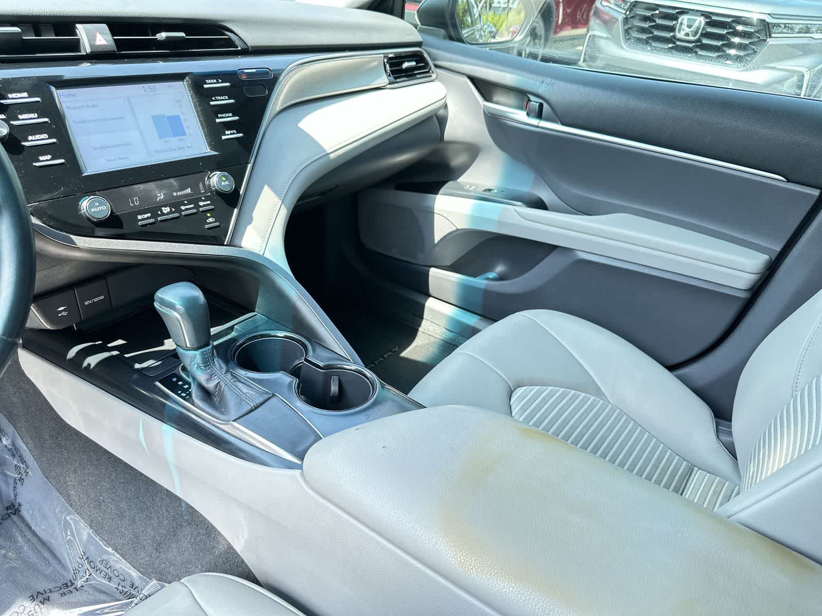 Thumbnail: 2019 Toyota Camry - 19