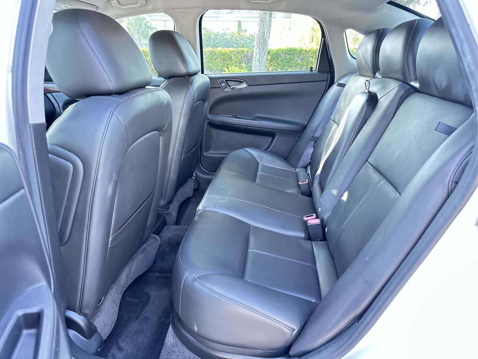 Thumbnail: 2011 Chevrolet Impala - 15